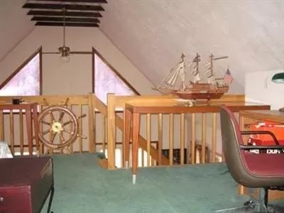 31 Salt Works Rd, Buzzards Bay, MA 02532 photo 3
