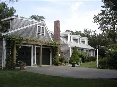 17 Joan Rd, Centerville, MA 02632 photo 1