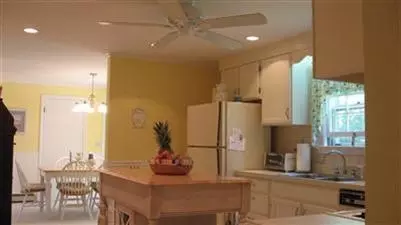 20 Ash Cir, Cotuit, MA 02635 photo 11