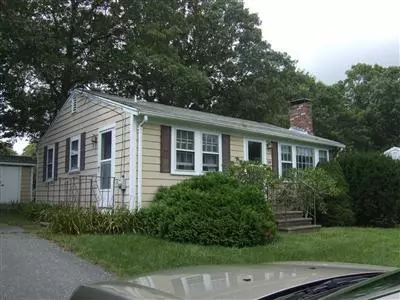 39 Bluff Ave, Mashpee, MA 02649 photo 3