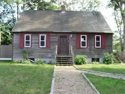 14 Thirteenth Ave, Wareham, MA 02571 photo 1