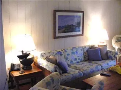 47 Landmark Ave #47, Mashpee, MA 02649 photo 9