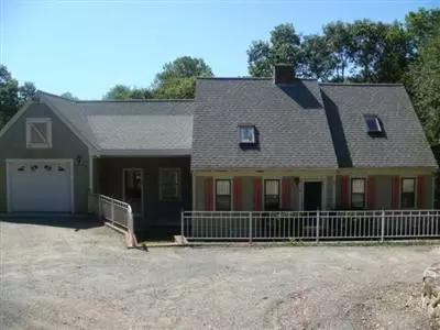 15 Braddock Dr, Marstons Mills, MA 02648 photo 2