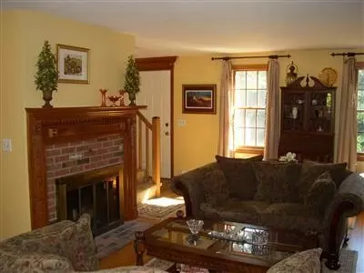 186 Boulder Rd, Barnstable, MA 02630 photo 9