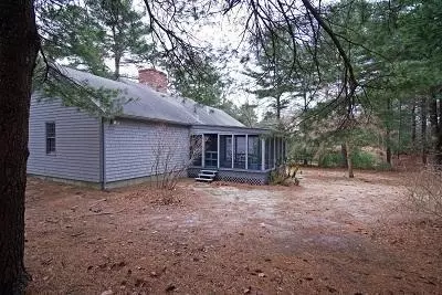 161 Eisenhower Dr, Cotuit, MA 02635 photo 4