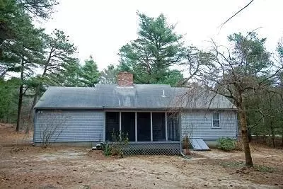 161 Eisenhower Dr, Cotuit, MA 02635 photo 9