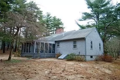 161 Eisenhower Dr, Cotuit, MA 02635 photo 11