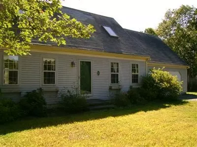 3 Sewall Dr, Mashpee, MA 02649 photo 1