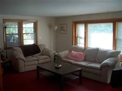 37 Massasoit Ave, Mashpee, MA 02649 photo 4