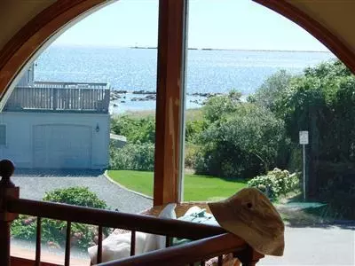 92 Harbor Rd, Hyannis, MA 02601 photo 2