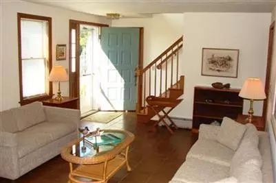 92 Harbor Rd, Hyannis, MA 02601 photo 8
