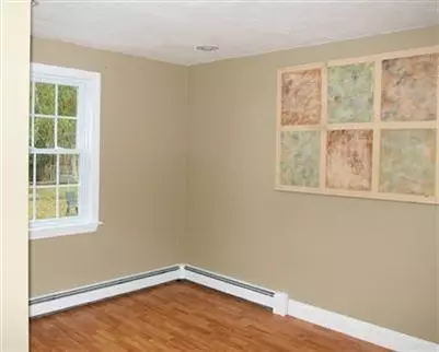 7 Columbia St, Wareham, MA 02571 photo 8