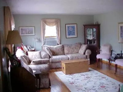 5 Cedar Point Cir, Centerville, MA 02632 photo 4