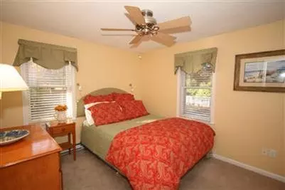 3 Mashpee Neck Rd, Mashpee, MA 02649 photo 8