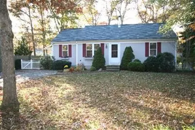 3 Mashpee Neck Rd, Mashpee, MA 02649 photo 9