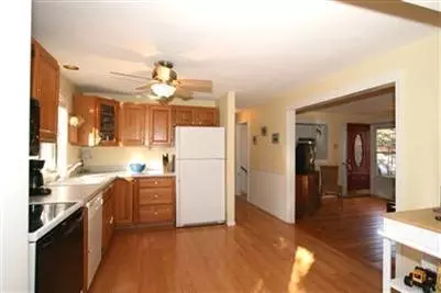 3 Mashpee Neck Rd, Mashpee, MA 02649 photo 7