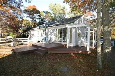 3 Mashpee Neck Rd, Mashpee, MA 02649 photo 5