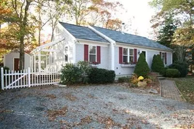 3 Mashpee Neck Rd, Mashpee, MA 02649 photo 16