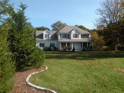 1 Jillian Dr, Bourne, MA 02532 photo 1