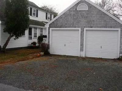 782 S Main St, Centerville, MA 02632 photo 3