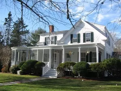 1293 Main St, Cotuit, MA 02635 photo 1