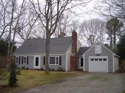 65 Harwich Rd, Mashpee, MA 02649 photo 2