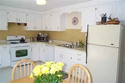 84 Stub Toe Rd, Cotuit, MA 02635 photo 4