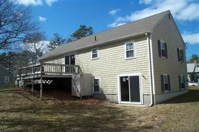 84 Stub Toe Rd, Cotuit, MA 02635 photo 6