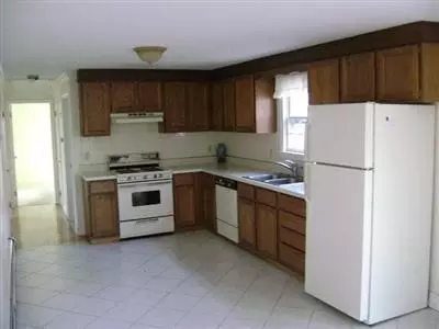 23 Bramblebush Dr, Cotuit, MA 02635 photo 2