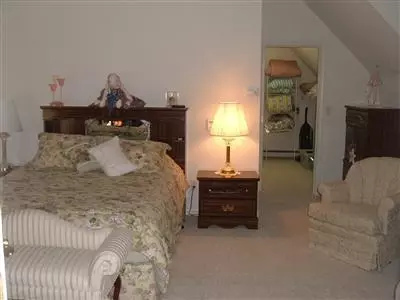 55 Crestview Cir, Centerville, MA 02632 photo 8