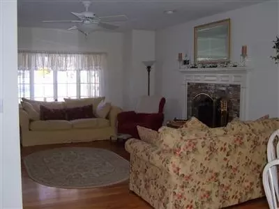 55 Crestview Cir, Centerville, MA 02632 photo 5