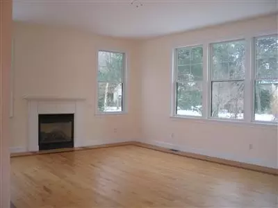11 Periwinkle Ln, Mashpee, MA 02649 photo 8