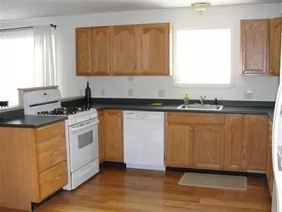 34 Circuit Ave, Hyannis, MA 02601 photo 9
