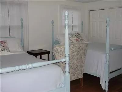 34 Circuit Ave, Hyannis, MA 02601 photo 12
