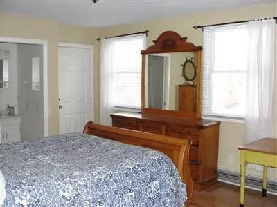 34 Circuit Ave, Hyannis, MA 02601 photo 11