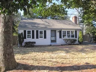257 Arrowhead Dr, Hyannis, MA 02601 photo 1