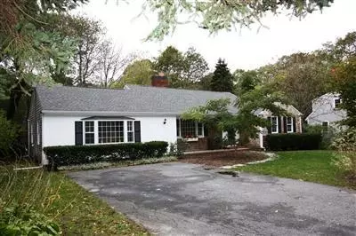 25 Laurel Rd, Centerville, MA 02632 photo 2