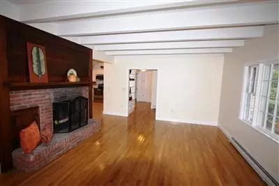 25 Laurel Rd, Centerville, MA 02632 photo 5