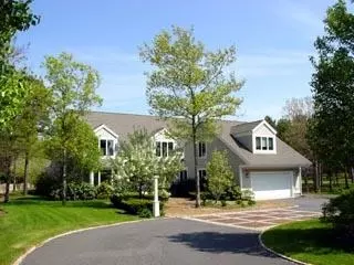 43 Eagle Dr, Mashpee, MA 02649 photo 2