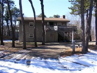 16 Samoset Rd, Mashpee, MA 02649 photo 3