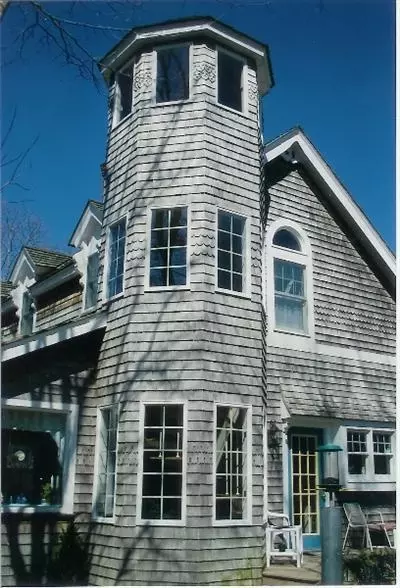 27 Bayview Rd, Mashpee, MA 02649 photo 1