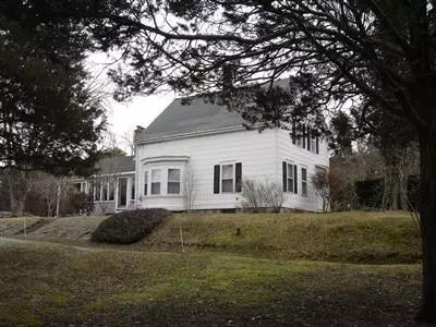 70 Rosa Ln, Marstons Mills, MA 02648 photo 3