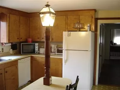 70 Rosa Ln, Marstons Mills, MA 02648 photo 9