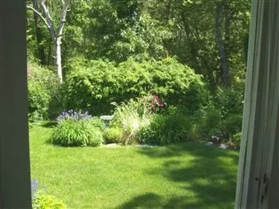 192 School St, Cotuit, MA 02635 photo 7