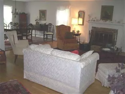 192 School St, Cotuit, MA 02635 photo 17