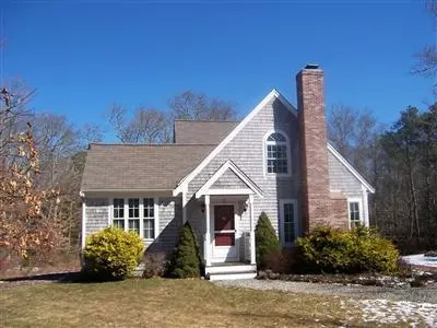 78 Richardson Rd, Centerville, MA 02632 photo 3