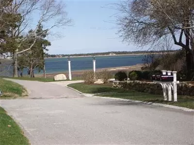 66 Allyn Ln, Barnstable, MA 02630 photo 2