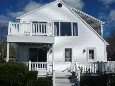 74 Harbor Rd, Hyannis, MA 02601 photo 3