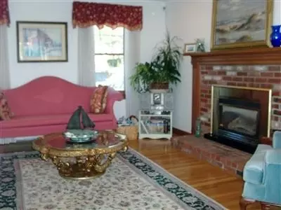 74 Harbor Rd, Hyannis, MA 02601 photo 11