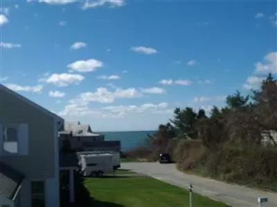 74 Harbor Rd, Hyannis, MA 02601 photo 5